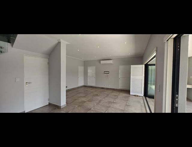 4 BEDROOM HOUSE FOR SALE IN SANDTON CENTRAL